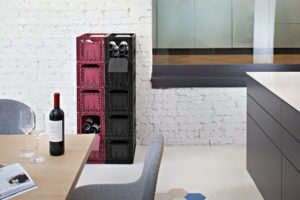 Weinbox - black - red - stacked - dining room
